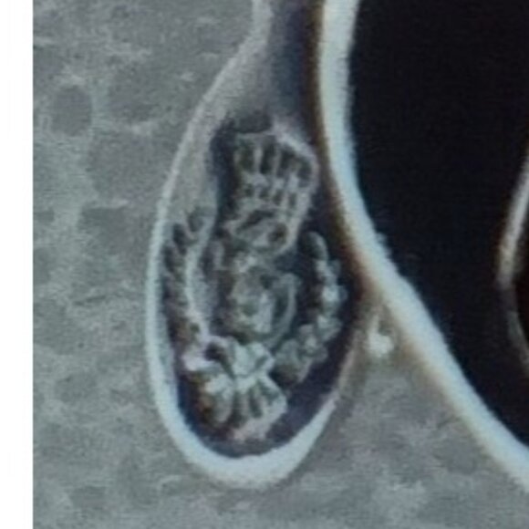 Crown Tafari  Glass Multicolor Beaded Necklace With Adjustable Chain & Lobster - Picture 3 of 8